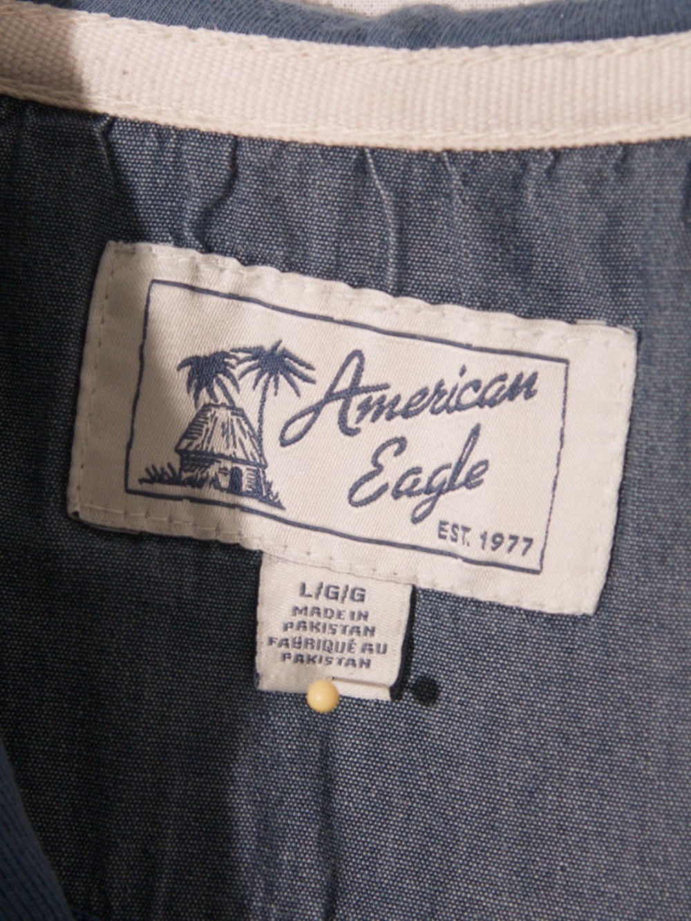 American Eagle Mens shirt with hood - Picture 2 of 6